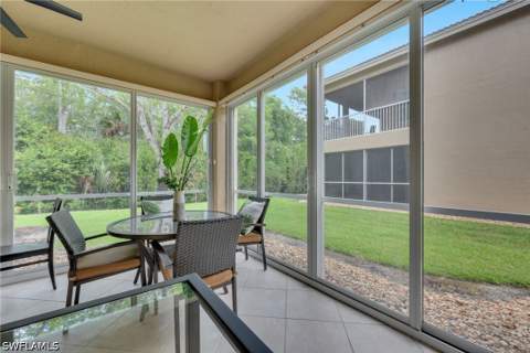 6735 Huntington Lakes Cir 102, Naples FL - photo 9 of 28