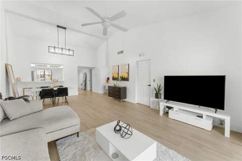 700 Misty Pines Cir 204, Naples FL - photo 15 of 30