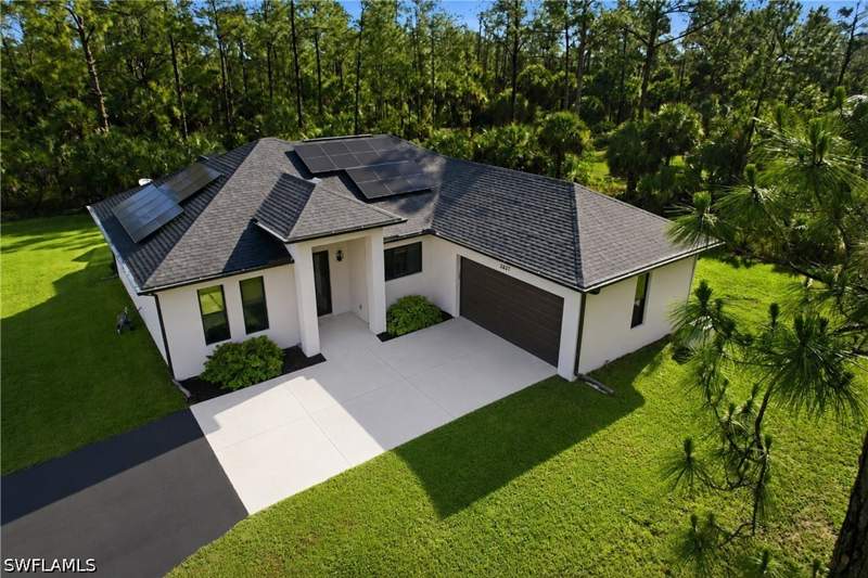 3 bedroom SingleFamilyResidence at 2627 6th Ave NE, Golden Gate Estates, Naples — photo 2