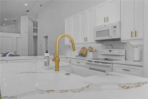 120 Livermore Ln, Naples FL - photo 13 of 50