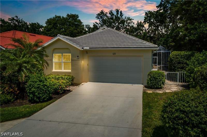 2 bedroom SingleFamilyResidence at 120 Livermore Ln, Sonoma Lake, Naples — photo 2
