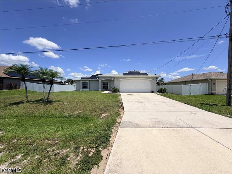 3 bedroom SingleFamilyResidence at 1621 SW 14th Ter, Cape Coral, Cape Coral — photo 2