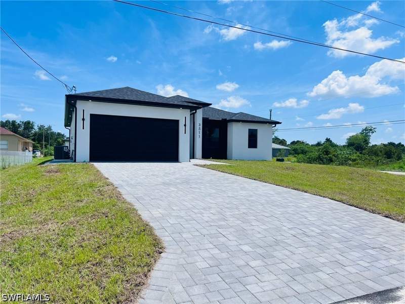 4 bedroom SingleFamilyResidence at 2911 27th St SW, Lehigh Acres, Lehigh Acres — photo 2
