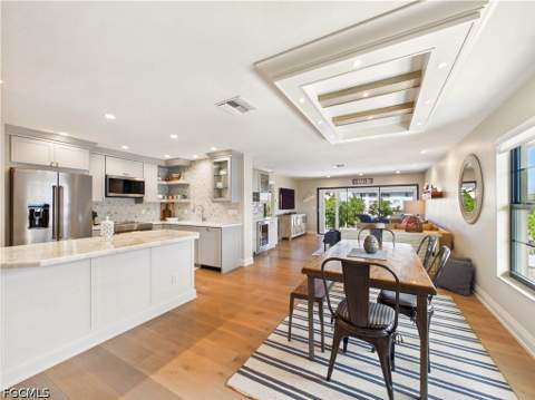 1051 Swallow Ave 208, Marco Island FL - photo 7 of 31