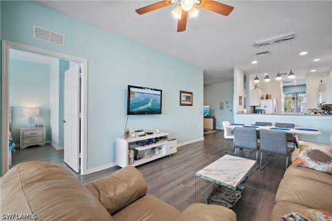 7925 Mahogany Run Ln 923, Naples FL - photo 7 of 44