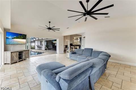 2013 Everest Pkwy, Cape Coral FL - photo 17 of 43