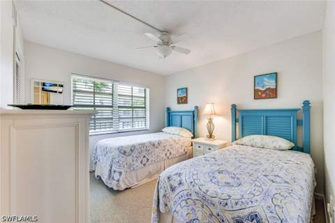 5 High Point Cir W 204, Naples FL - photo 11 of 15