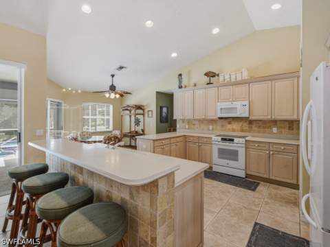 211 S Bahama Ave, Marco Island FL - photo 8 of 21