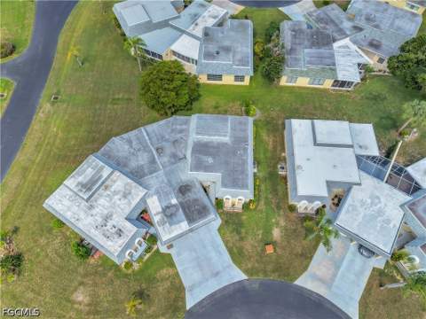9 Regency Ct, Lehigh Acres FL - photo 13 of 35