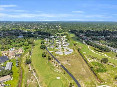 9 Regency Ct, Lehigh Acres FL - photo 6 of 35