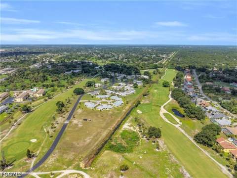 9 Regency Ct, Lehigh Acres FL - photo 9 of 35