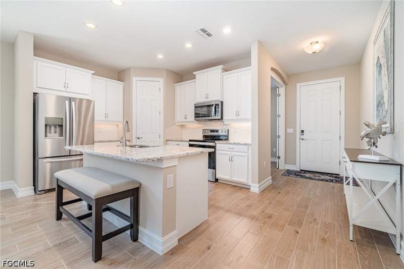 2 bedroom SingleFamilyResidence at 3860 Crosswater Dr, Magnolia Landing, North Fort Myers — photo 3