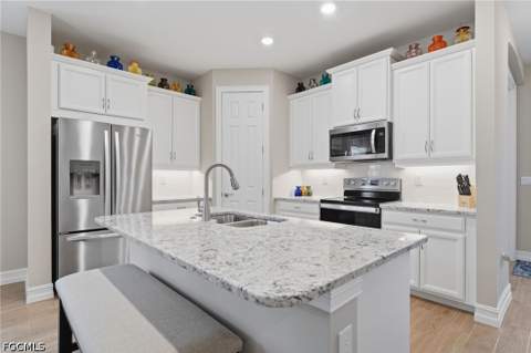 3860 Crosswater Dr, North Fort Myers FL - photo 8 of 31