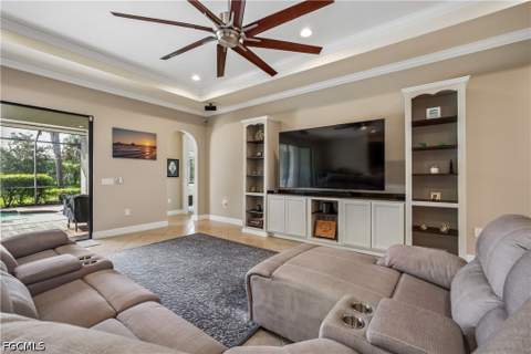 10100 Belcrest Blvd, Fort Myers FL - photo 11 of 49