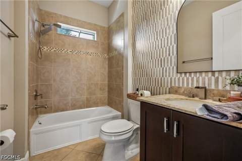 10100 Belcrest Blvd, Fort Myers FL - photo 24 of 49