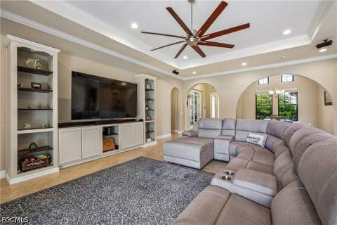 10100 Belcrest Blvd, Fort Myers FL - photo 9 of 49