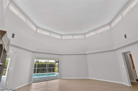 3940 Skyway Dr 55, Naples FL - photo 10 of 48