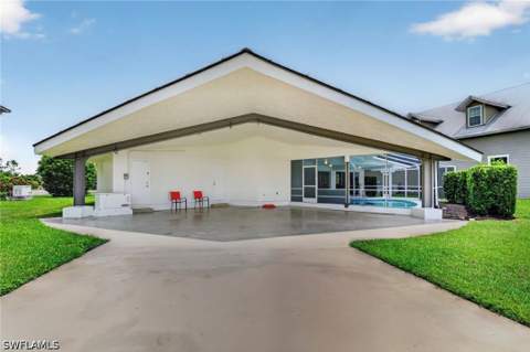 3940 Skyway Dr 55, Naples FL - photo 22 of 48