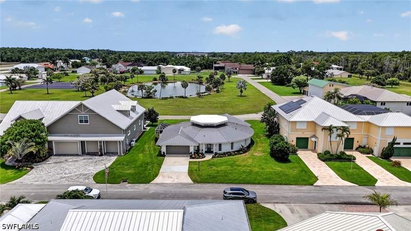 2 bedroom SingleFamilyResidence at 3940 Skyway Dr 55, Wing South Airpark, Naples — photo 4