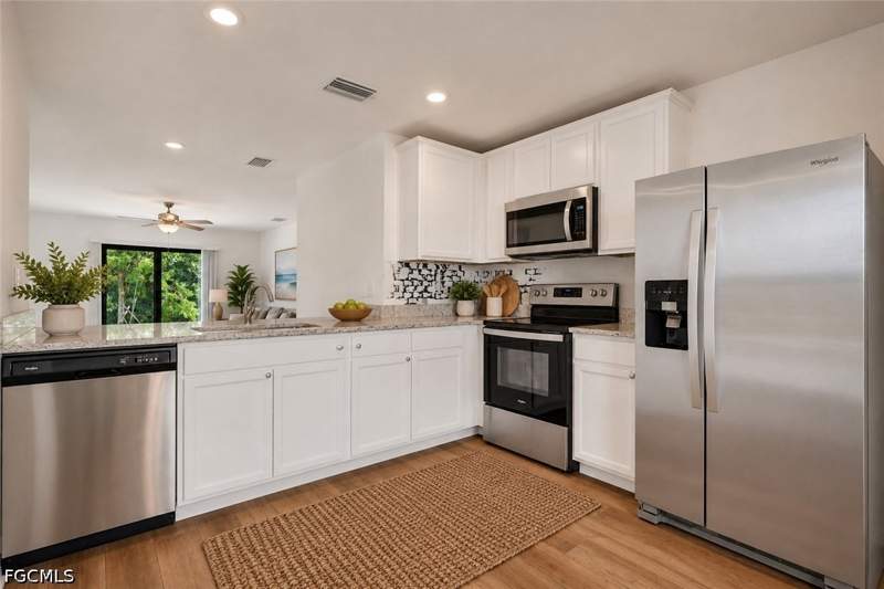 3 bedroom SingleFamilyResidence at 219 NW 25th Ter, Cape Coral, Cape Coral — photo 4