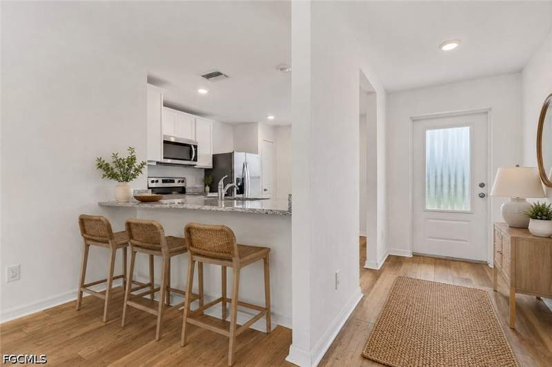 3 bedroom SingleFamilyResidence at 219 NW 25th Ter, Cape Coral, Cape Coral — photo 5