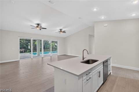 633 SW 13th St, Cape Coral FL - photo 11 of 35