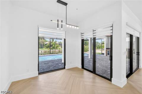 2014 SW 8th Pl, Cape Coral FL - photo 8 of 38