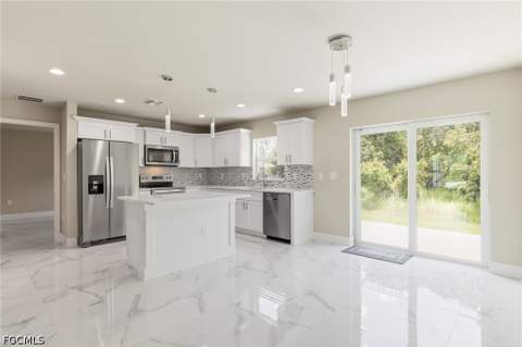 1895 Weldon Ave, Lehigh Acres FL - photo 6 of 17
