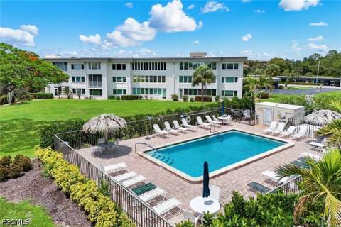 6102 Augusta Dr 307, Fort Myers FL - photo 24 of 43