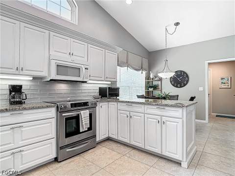 2240 Corona Del Sire Dr, North Fort Myers FL - photo 17 of 49
