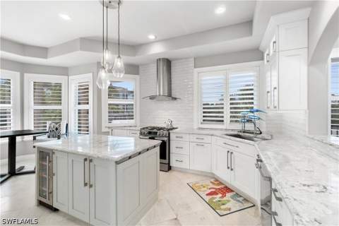 225 Bayfront Dr, Bonita Springs FL - photo 10 of 44