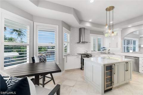 225 Bayfront Dr, Bonita Springs FL - photo 12 of 44
