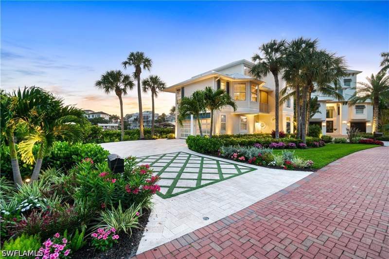 4 bedroom SingleFamilyResidence at 225 Bayfront Dr, Bayfront Gardens, Bonita Springs — photo 2
