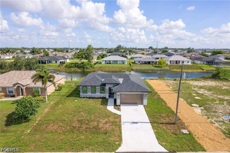 3 bedroom SingleFamilyResidence at 614 NW 9th St, Cape Coral, Cape Coral — photo 2