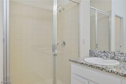 4402 NW 32nd Ter, Cape Coral FL - photo 16 of 33