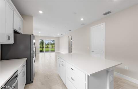 7148 Chapel Creek Ln, North Fort Myers FL - photo 10 of 50