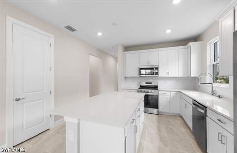 7148 Chapel Creek Ln, North Fort Myers FL - photo 11 of 50
