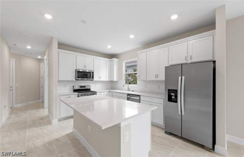 7148 Chapel Creek Ln, North Fort Myers FL - photo 12 of 50
