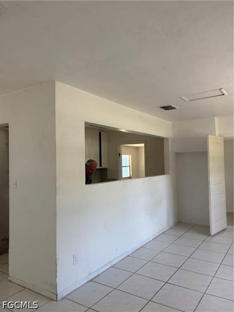 3977 Seminole Ave, Fort Myers FL - photo 10 of 13