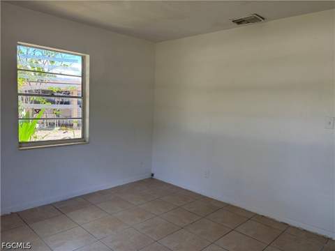3977 Seminole Ave, Fort Myers FL - photo 9 of 13
