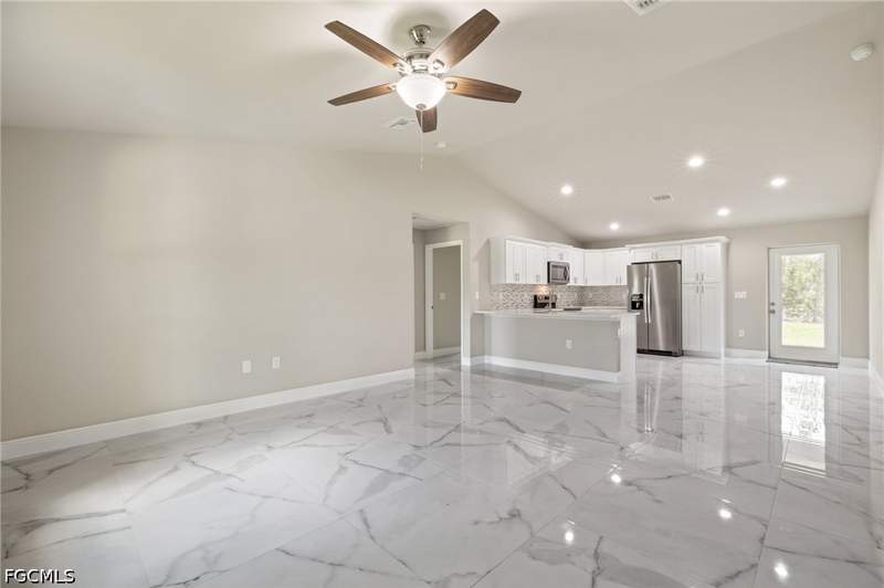 3 bedroom SingleFamilyResidence at 131 Sanborn Dr, Greenbriar, Lehigh Acres — photo 4
