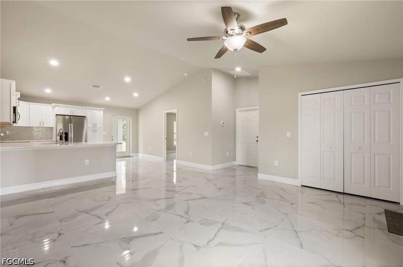 3 bedroom SingleFamilyResidence at 131 Sanborn Dr, Greenbriar, Lehigh Acres — photo 5