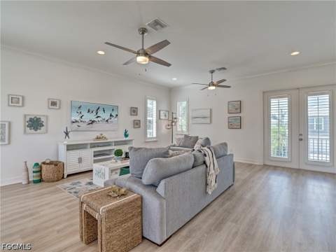 276 Delmar Ave, Fort Myers Beach FL - photo 6 of 46
