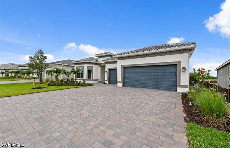 3 bedroom SingleFamilyResidence at 7335 Blue Salvia Dr, Del Webb Oak Creek, North Fort Myers — photo 4
