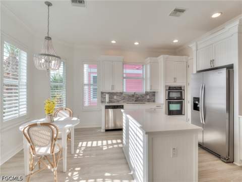 282 Delmar Ave, Fort Myers Beach FL - photo 13 of 43