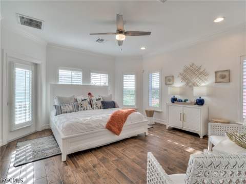 282 Delmar Ave, Fort Myers Beach FL - photo 22 of 43