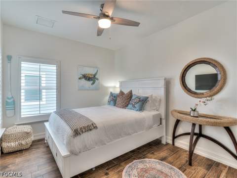 282 Delmar Ave, Fort Myers Beach FL - photo 24 of 43