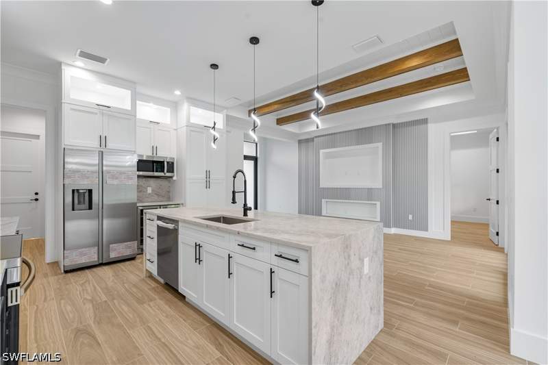 3 bedroom SingleFamilyResidence at 3712 18th Ave NE, Golden Gate Estates, Naples — photo 4