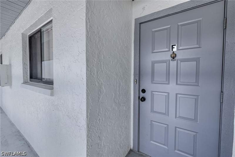 2 bedroom Condominium at 17456 Overhill Dr F, Newport Glen, Fort Myers — photo 3