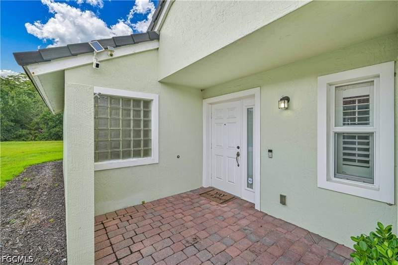 2 bedroom SingleFamilyResidence at 15139 Ligustrum Ln, Cascades, Alva — photo 3